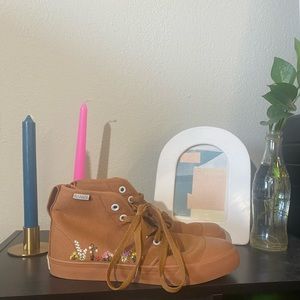 Wildflower brown bang sneakers adventure shoes